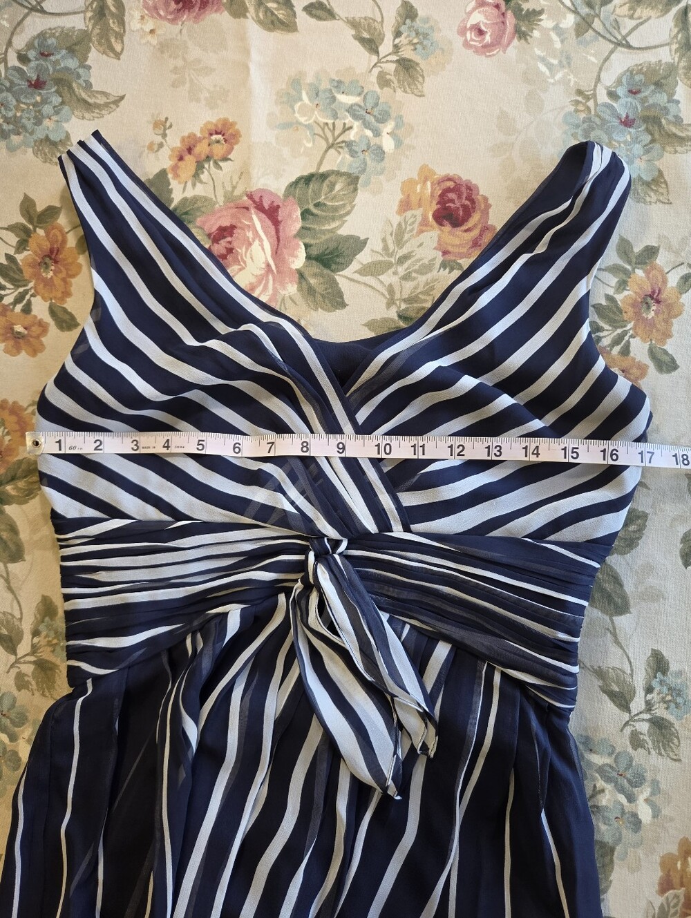 Ann Taylor 100% Silk Navy and White Striped V-Neck Dress Women's 6 NWT - Picture 13 of 16